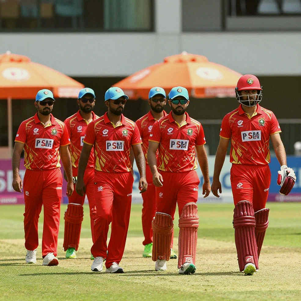ষোলো বছরের হ্যাটট্রিক: যে বাহুটি এখনও বিশ্রাম চায়
